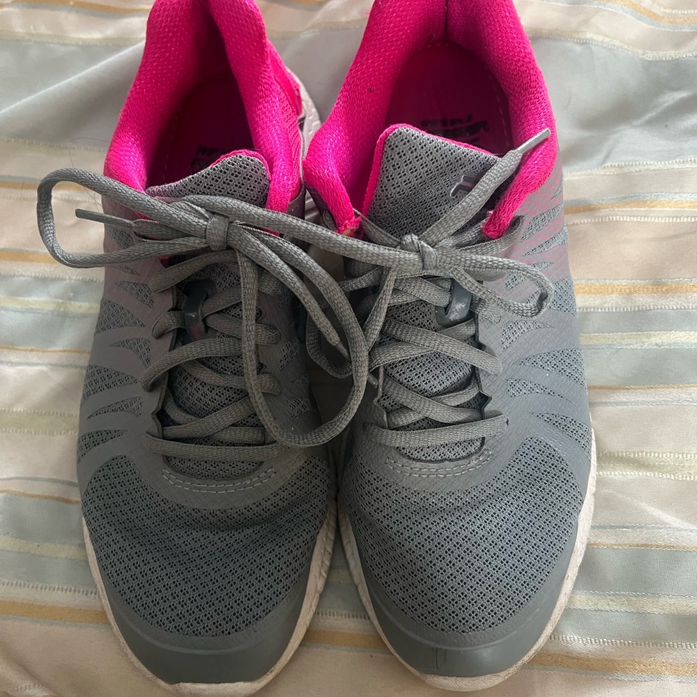 Fila Women's Athletic Shoes in Gray and Pink